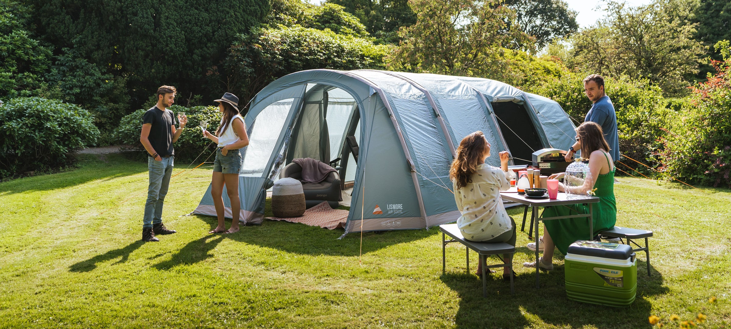 Vango Lismore Air 600xl With People Camping