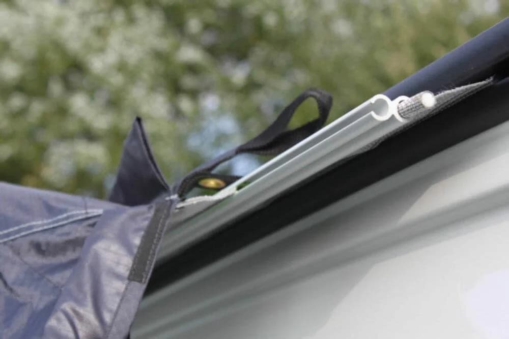 Drive Away Awning Kit