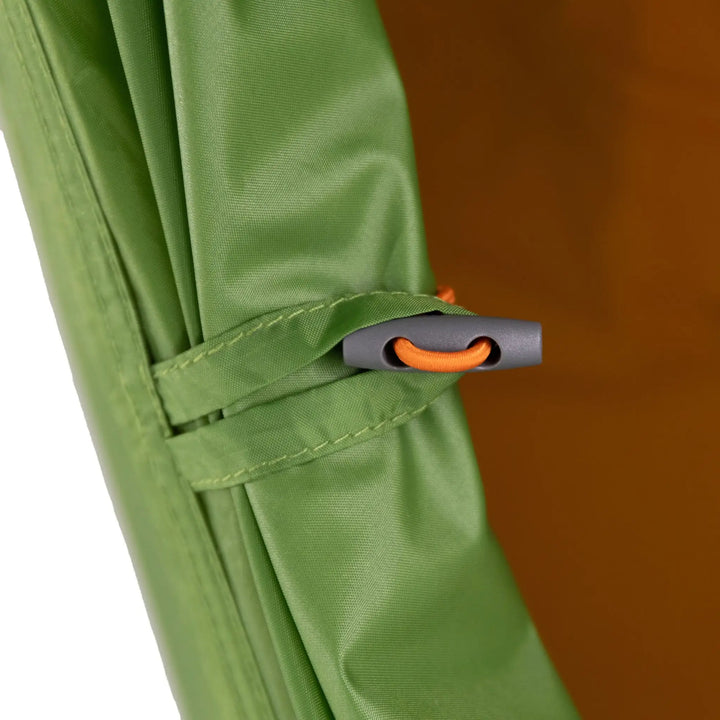 Close-up of the Vango Scafell 200 Tent's fabric toggle, providing a detailed look at its durable materials and trekking-friendly features.