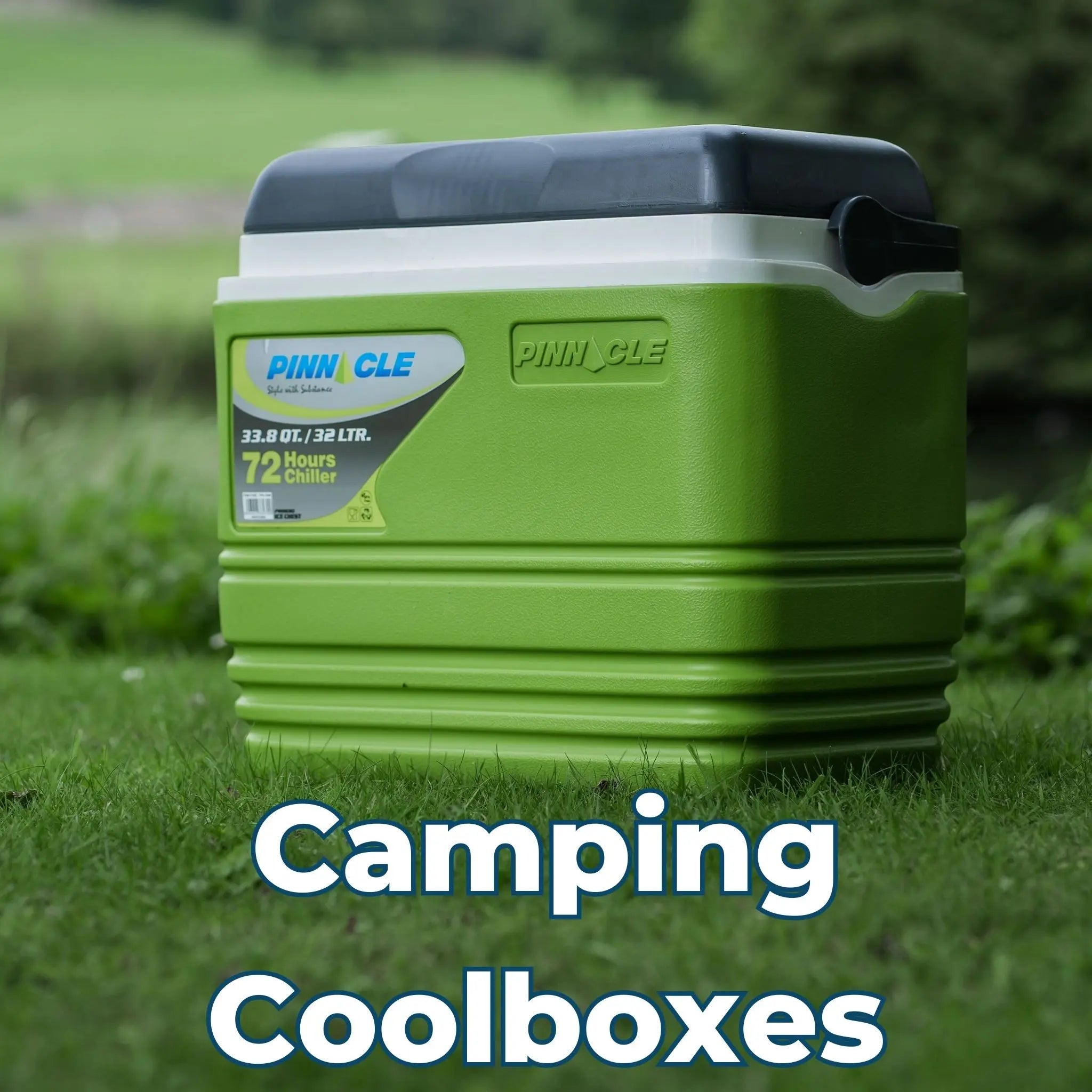 Camping Coolboxes – A green and white Pinnacle 32L coolbox sitting on grass, labeled for 72-hour chilling.