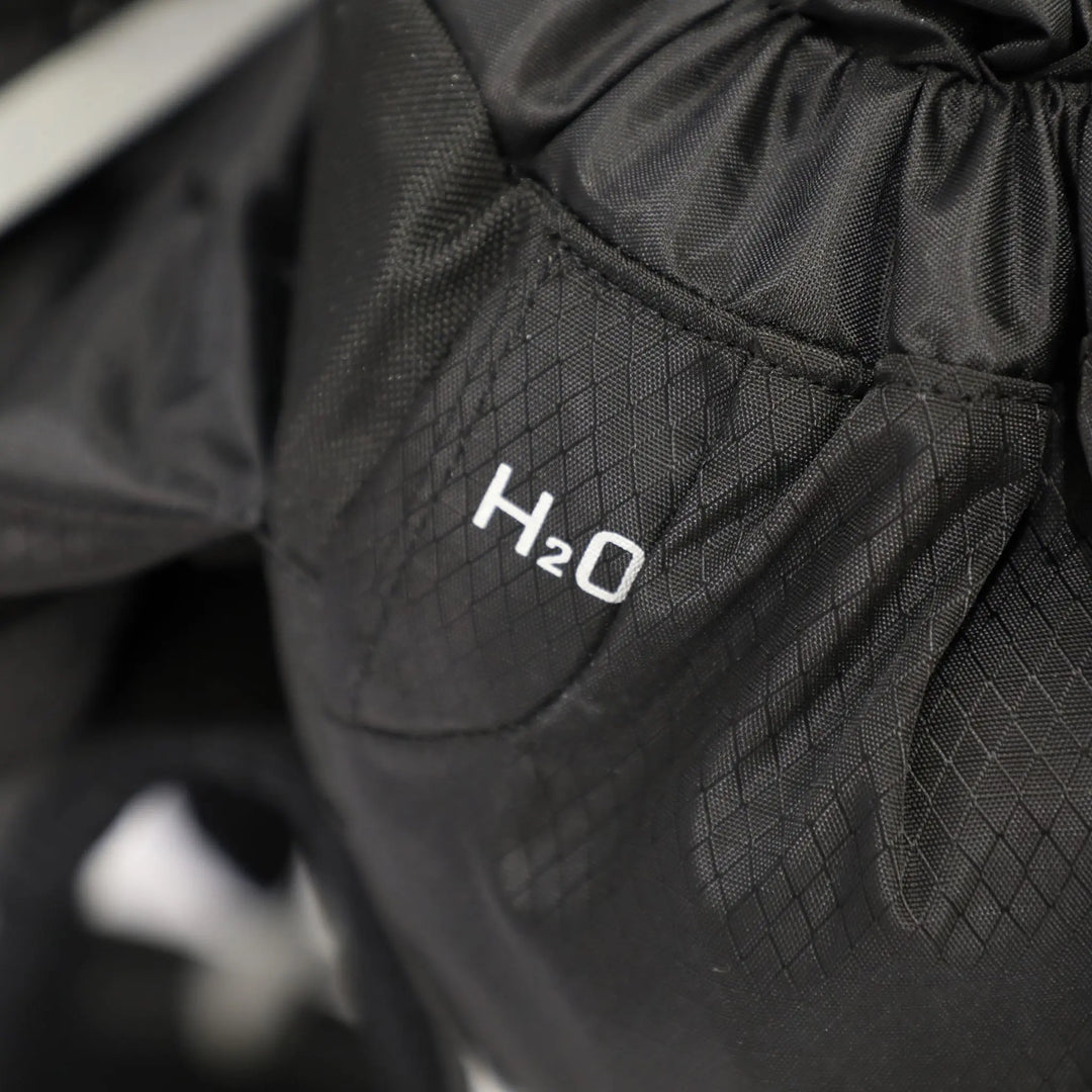 Hydration system port on the Vango Denali Pro 70:80 rucksack, perfect for DofE participants and outdoor explorers.