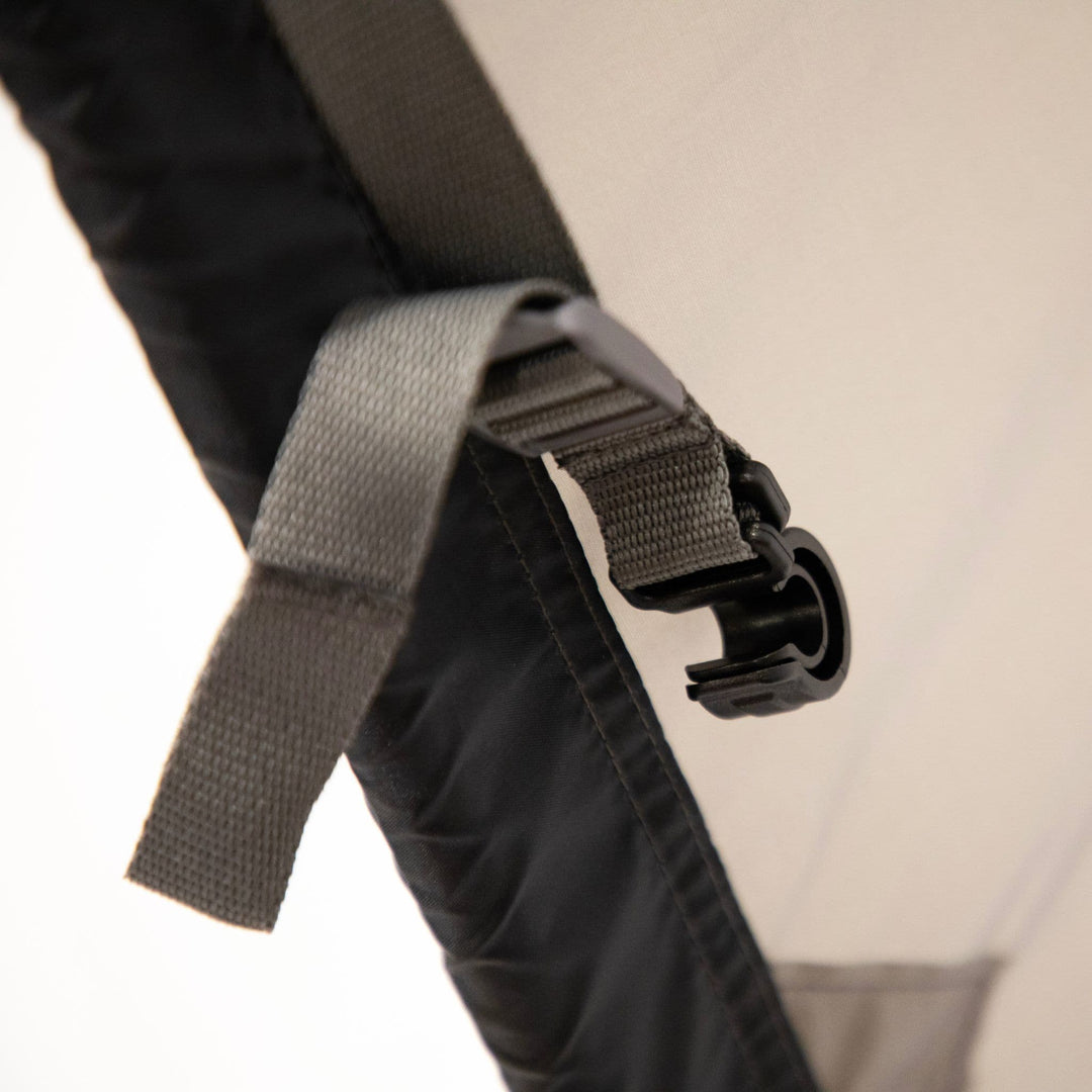 Vango Family Windbreak