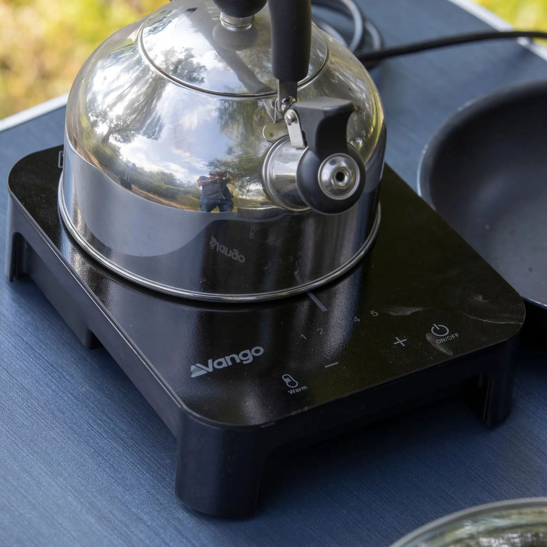 Vango Sizzle Single Induction Hob with stainless steel kettle